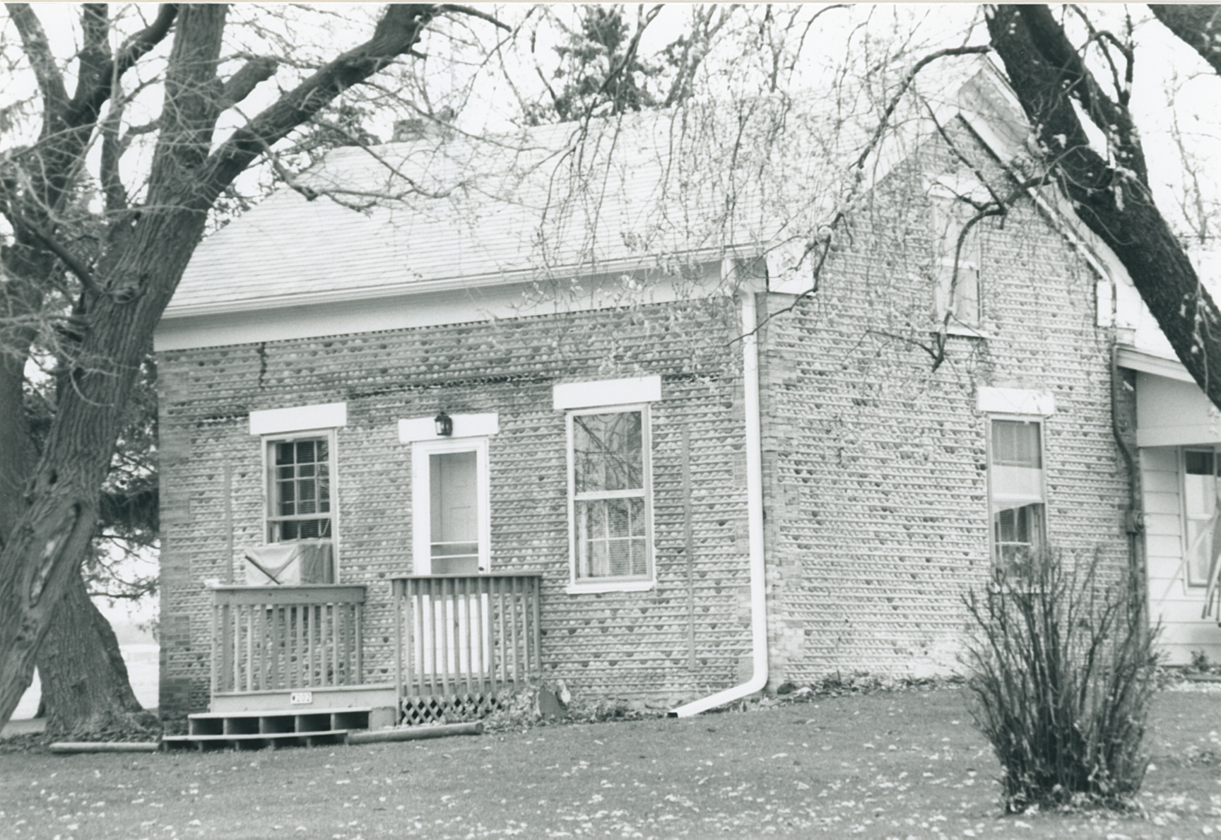 Wal-2 W202 County Trunk JS 1